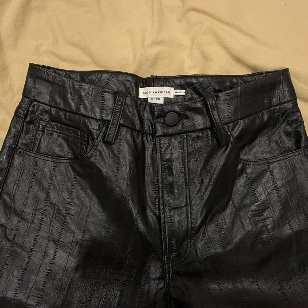Good American Better Than Leather Icon Vegan Faux Pants - never worn! Sz 6/“28